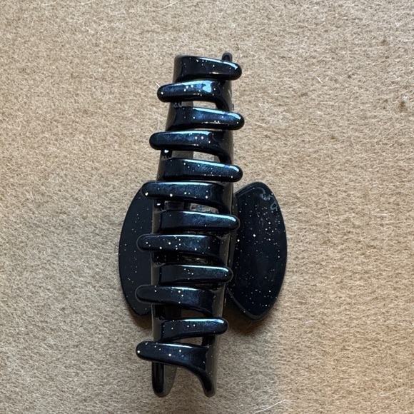 Emi Jay Black Hair Clip with Celestial Star Design - Picture 3 of 5